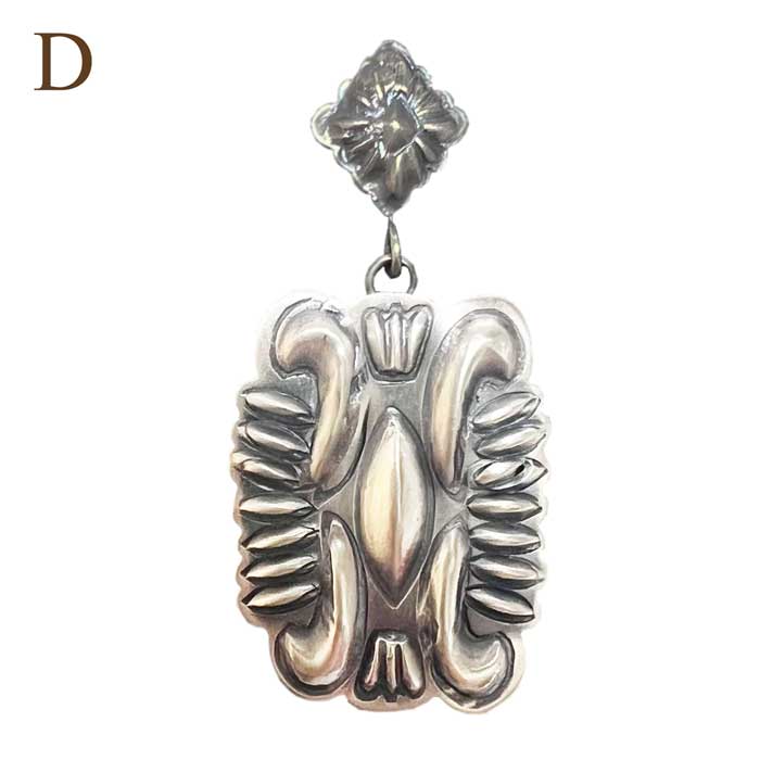 ǥ󥸥奨꡼ ʥХ² ϥɥ С  å ԥINDIAN JEWELRY NAVAJO Terry Charlle " Hand Stamped Silver Concho Dangle Stud Pierce