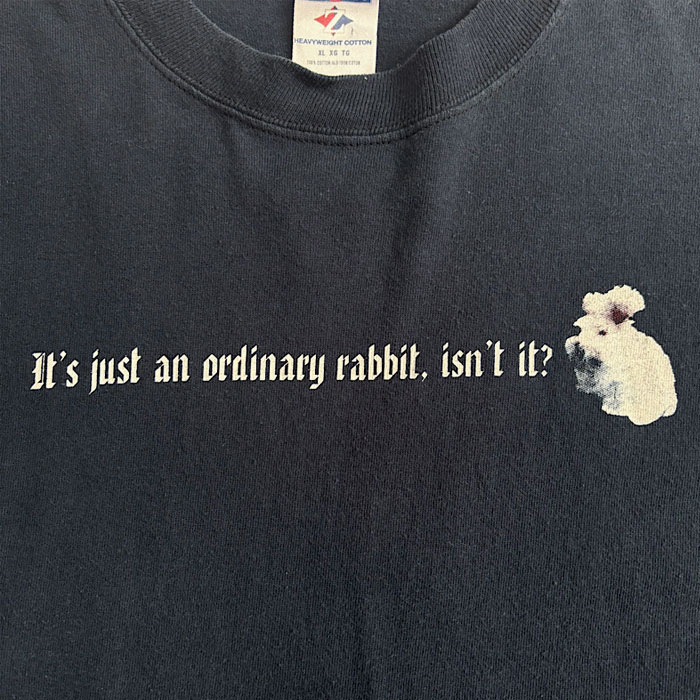 【希少/珍品】90sビンテージ　Monty Python Tシャツ XL 黒 古着 00s Monty Python & The Holy Grail 「It's just a flesh