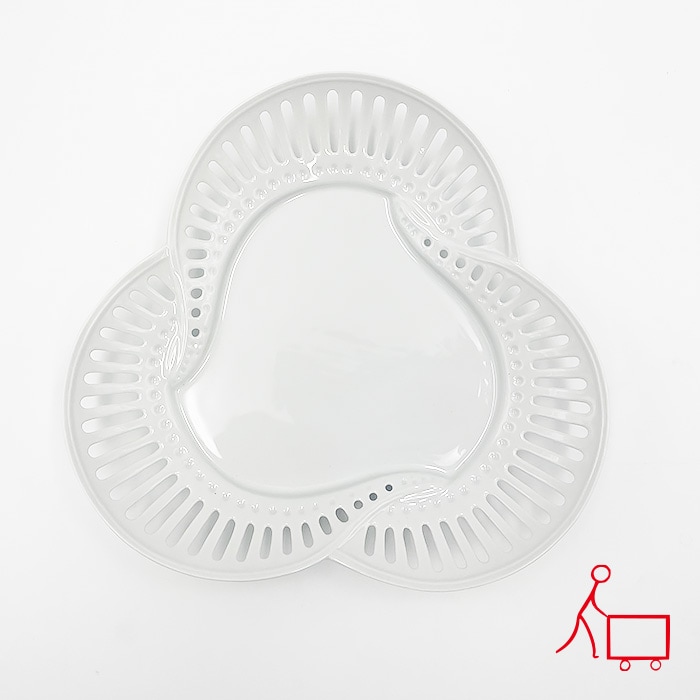 138【A品・B品込み】透かし五つ葉皿大