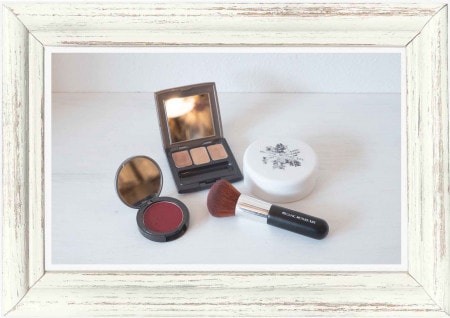 【5%OFF】AE×OMLヘルシースキンシンプルセット（DUOレッドピアノ×TRIOゴールドサックス×アロールートフェイスパウダー×オリジナルフェイスブラシ ）