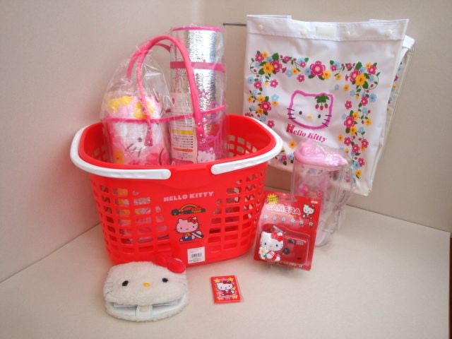 Hello Kitty タオルストッカー サンリオ HELLO KITTY ハロー キティー