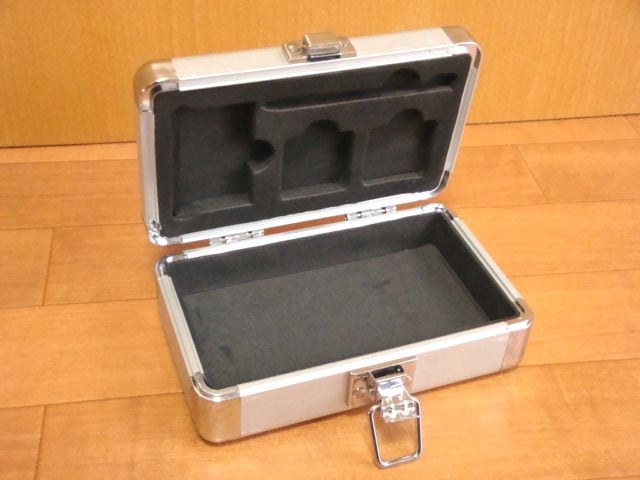 NINTENDO 任天堂 DS Lite 専用 アルミケース ソフト タッチペン