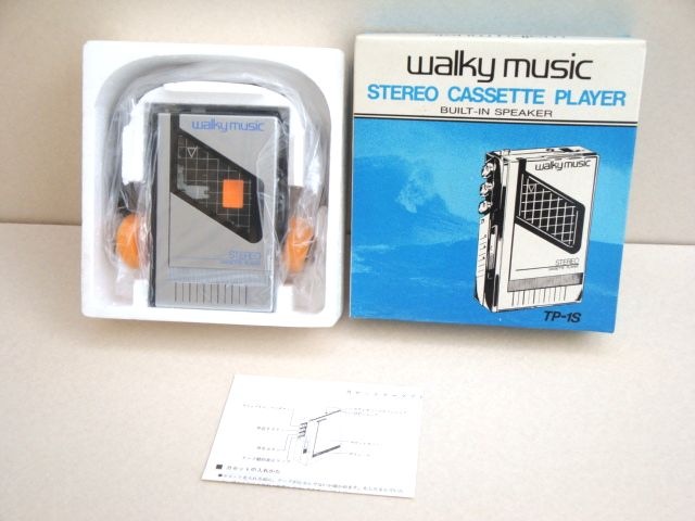 値下げ　WALKY MUSIC カセットプレイヤー　昭和レトロ walky music ステレオ カセツト プレーヤー TP-1S ヘッドホン 昭和