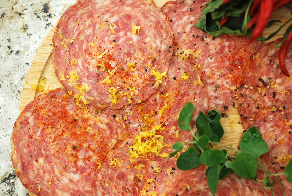 大判ソフトサラミ（加熱商品）　約80g　冷凍