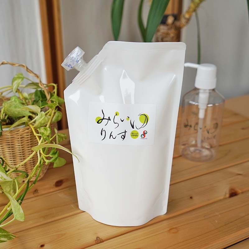 スクワラン配合のリンス『みらいゆ りんす』 詰替 800mL