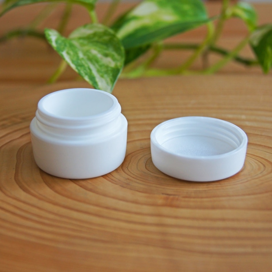 持ち運びに便利!『みらいゆ くりぃむ』用容器 5.4mL