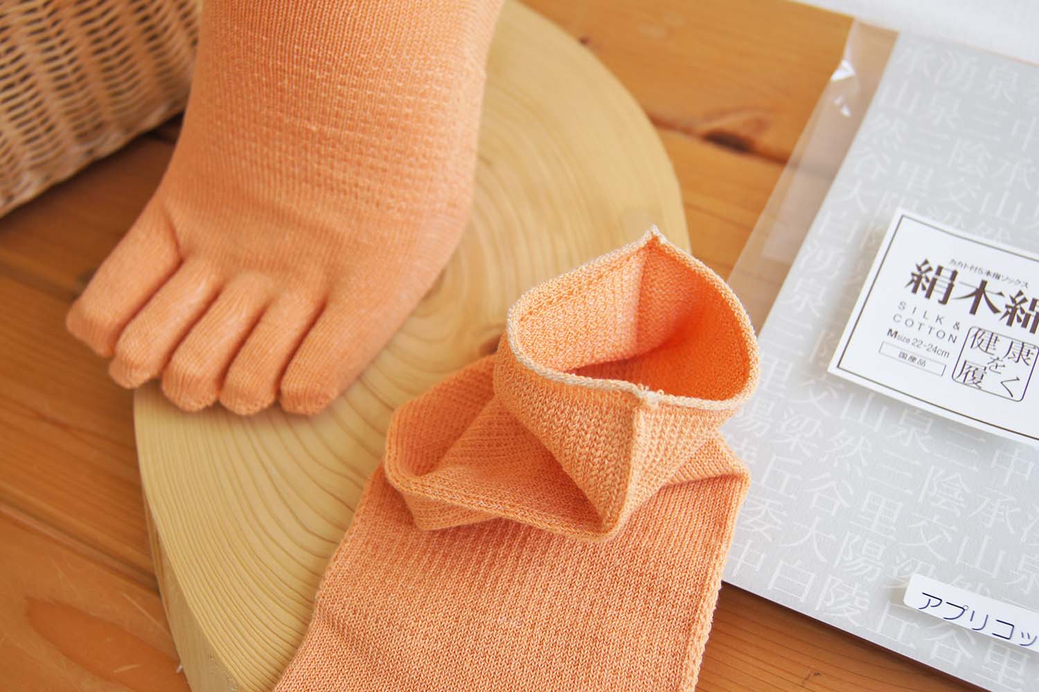 快適5本指 絹+綿 天然素材 絹木綿 優しい履き口 Mサイズ