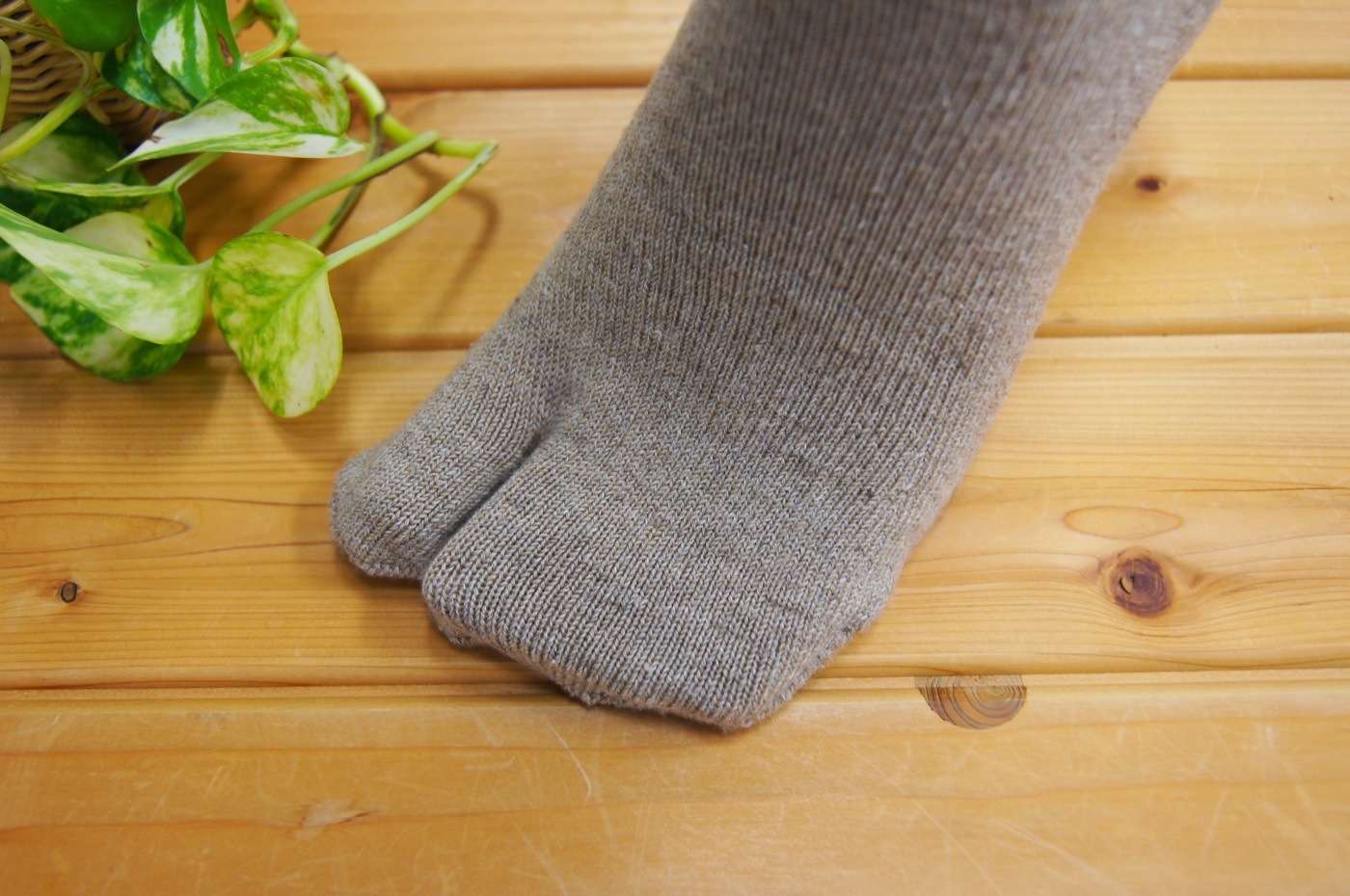 足袋(たび) シルク＆ウール・リネン 3層構造 温か 天然素材 Lサイズ
