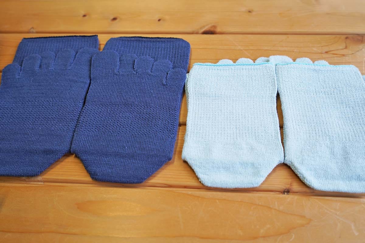 絹と麻でさわやか ゆったり5本指 表：綿・麻、裏：絹 天然素材 Mサイズ