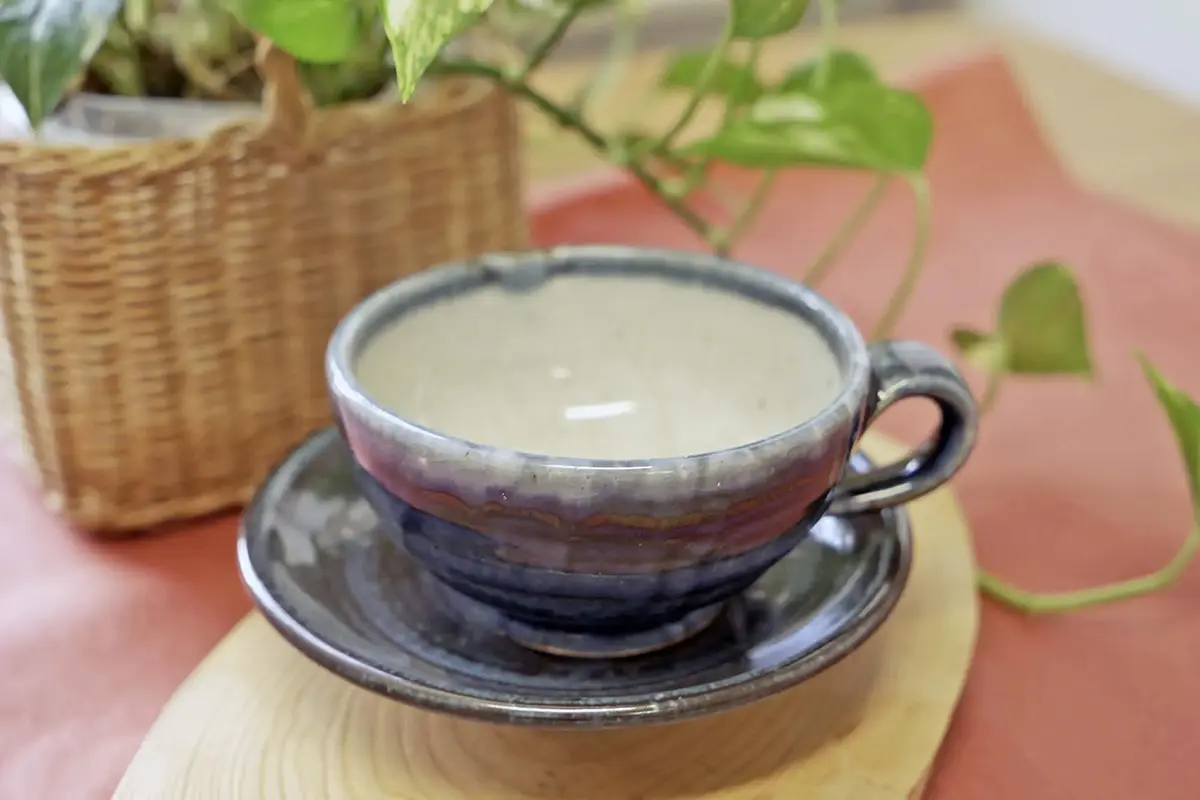 神楽の窯　カップ＆ソーサー　伊勢神宮のお膝元、朝熊山の登り窯