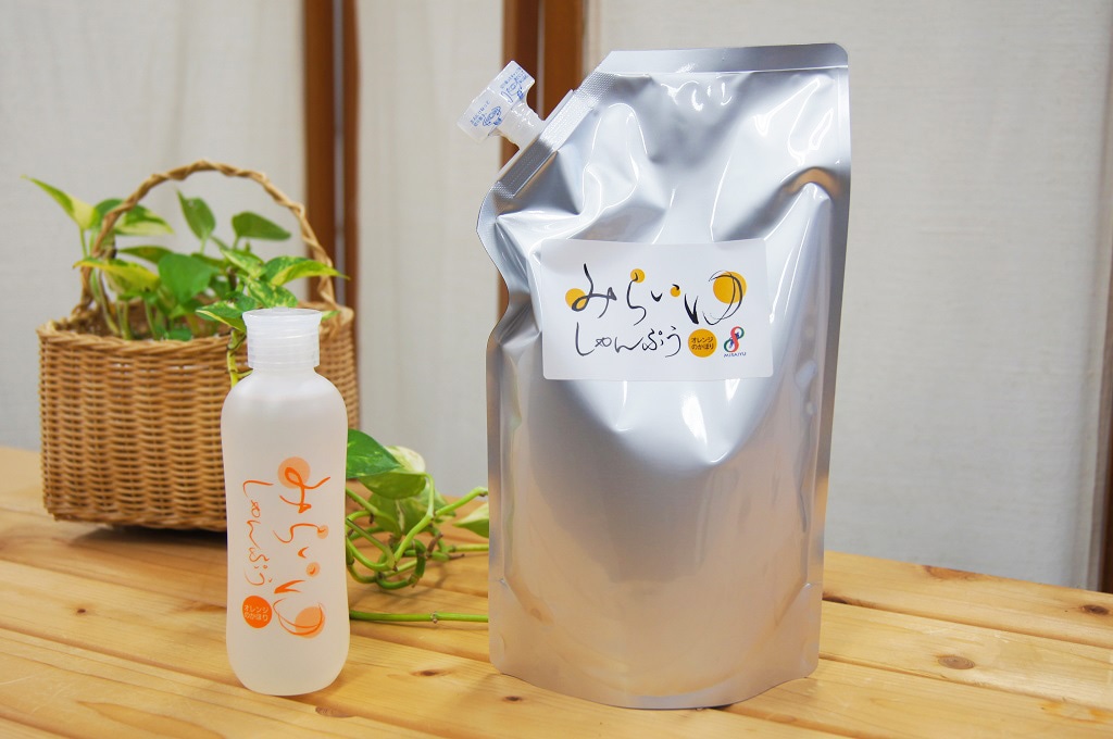 スクワラン配合 アミノ酸石けんシャンプー 心が安らぐ 地肌に優しい 『みらいゆ しゃんぷぅ』 200mLボトル