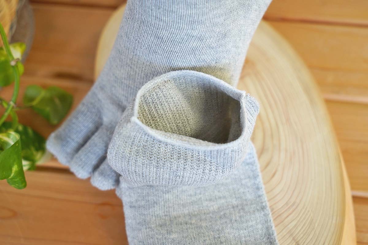 さっぱり快適5本指 絹+綿 天然素材 絹木綿 ゴムなし Lサイズ