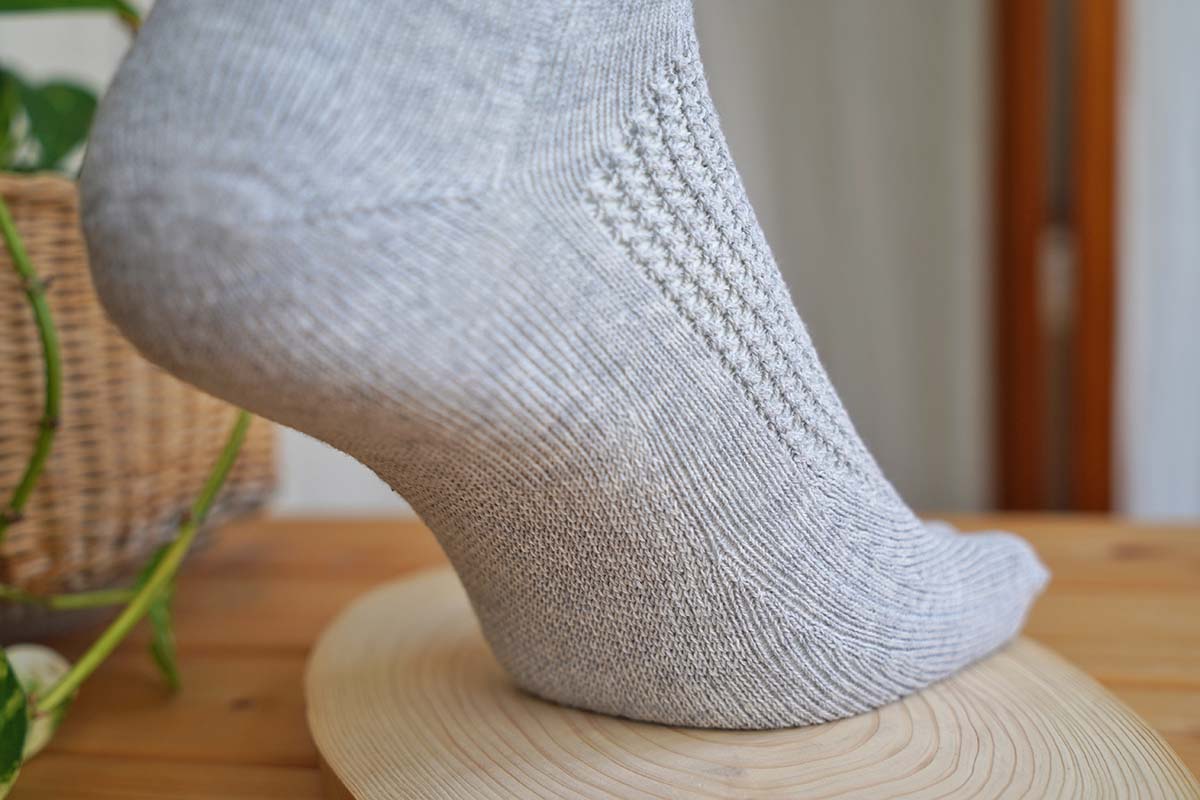 匠（たくみ）薄手メッシュ ゆったり5本指 表：綿+裏：絹 天然素材 LLサイズ