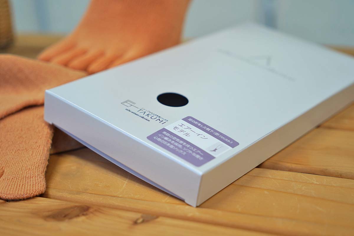 匠（たくみ）エアーイン ゆったり5本指 絹+綿+絹+綿 4層構造 ふわふわ 天然素材  Lサイズ