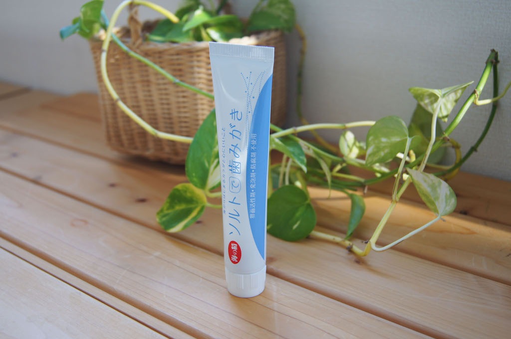海の精 ソルトで歯みがき 塩ねりタイプで後味さっぱり。