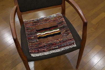 座布団風ギャッベ 27367 【原産地】