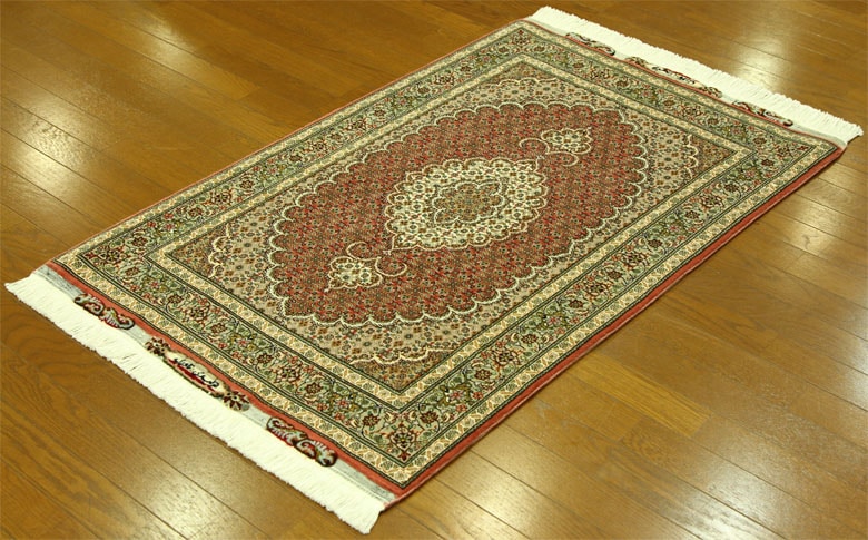 フロアー向きウール絨毯 22744 【原産地】イラン・タブリ－ズ