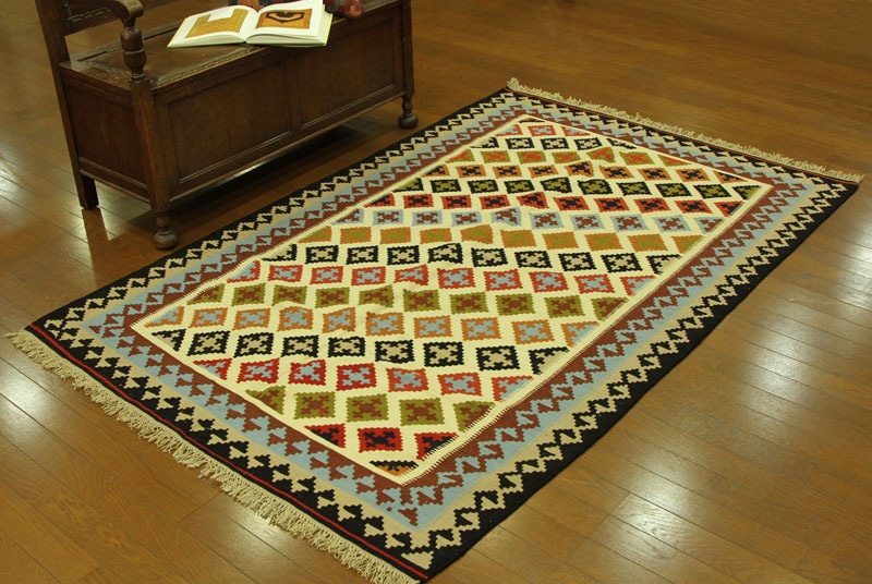 フロアー向きキリム 4302 【原産地】イラン・シラーズ