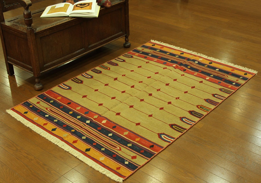 フロアー向き草木染めキリム 24900 【原産地】イラン・カシュガイ