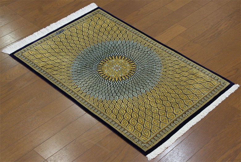 フロアー向きシルク絨毯 23116 【原産地】イラン クム[UBRANDCODE