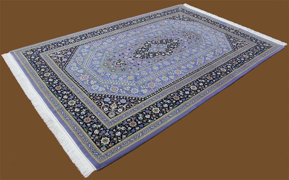 イラン、ナエインウールラグ/サイズ：123x205cm…. k128。 イラン、ナエインウールラグ/サイズ：123x205cm…. k128