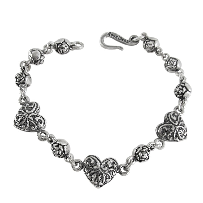 ROSEBEAD WITH 3 CARVED HEARTS