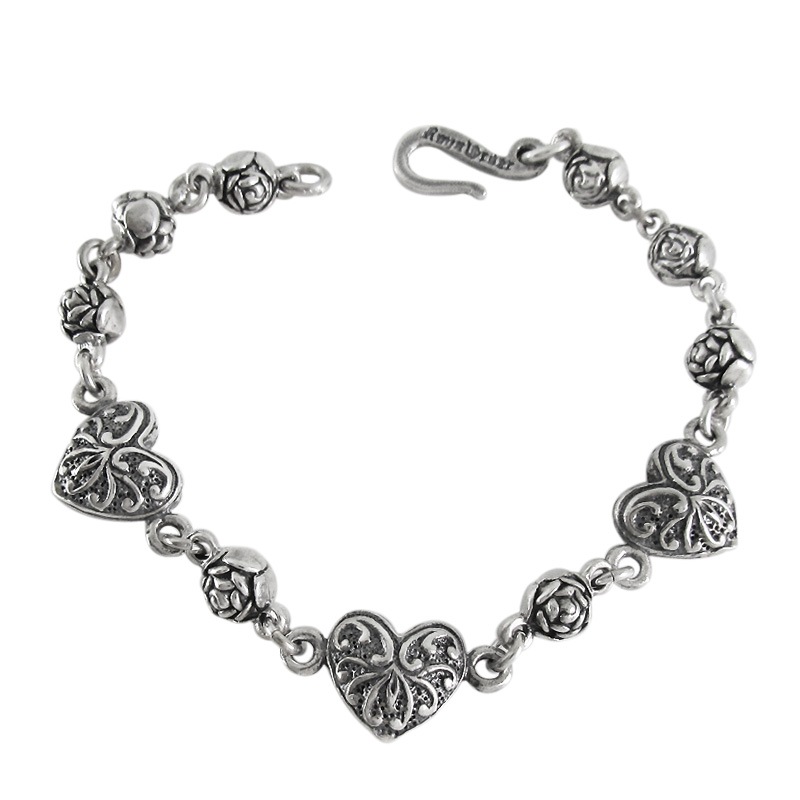 ROSEBEAD WITH 3 CARVED HEARTS