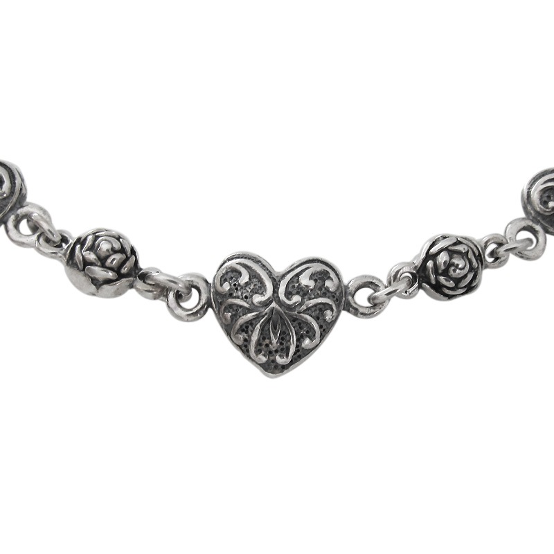ROSEBEAD WITH 3 CARVED HEARTS