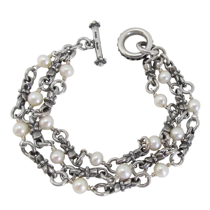 TRIPLE STRAND LILY WITH PEARL