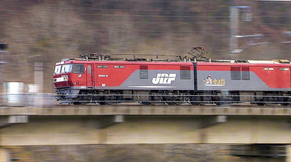 はやぶさは北へ ～北海道新幹線開業と在来線の変化