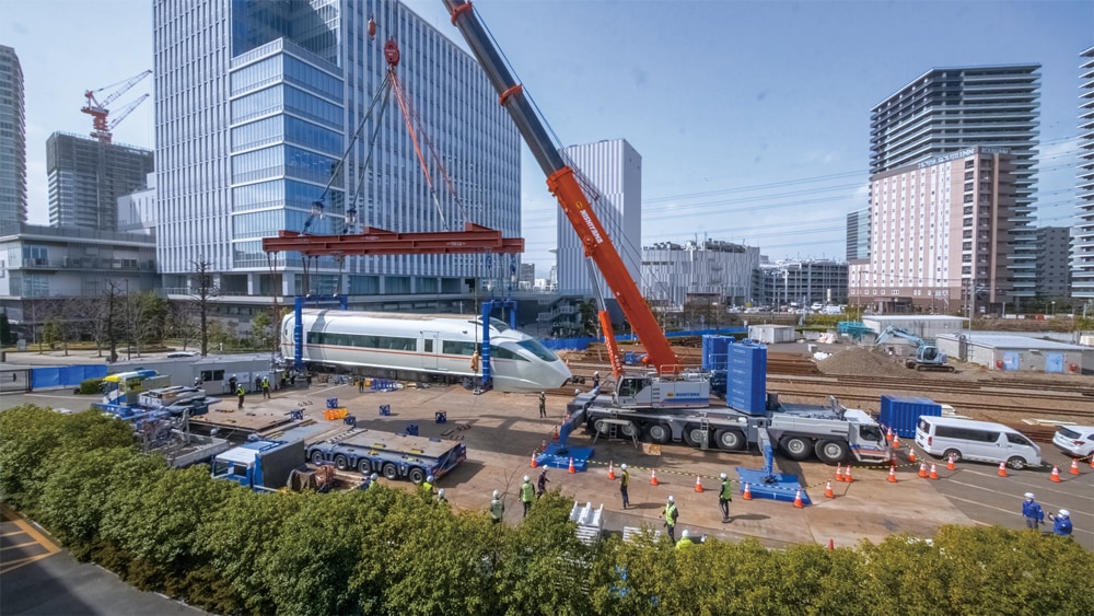 鉄道部品 小田急ロマンスカーVSE（50000形） 下部覆い（スカート）開閉
