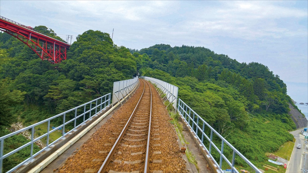 三陸鉄道 リアス線【4K撮影作品】【ブルーレイ】｜ビコムダイレクト