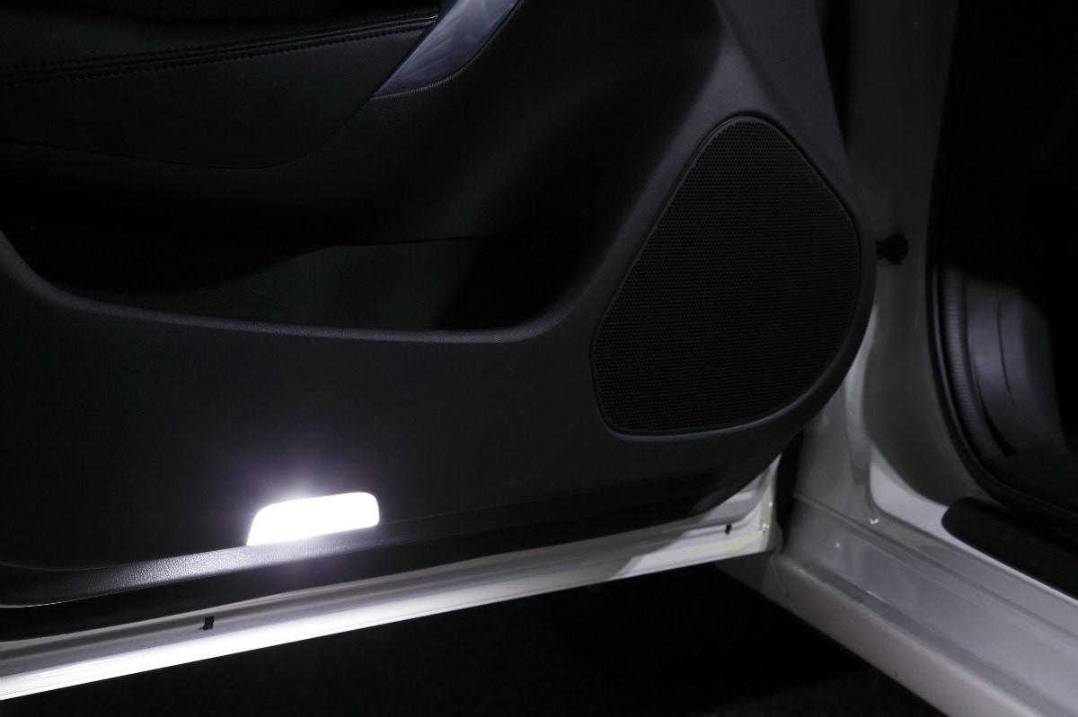 きまぐれテンプテーション e-auto fun ワーニングキャンセラー LEDヘッドライト