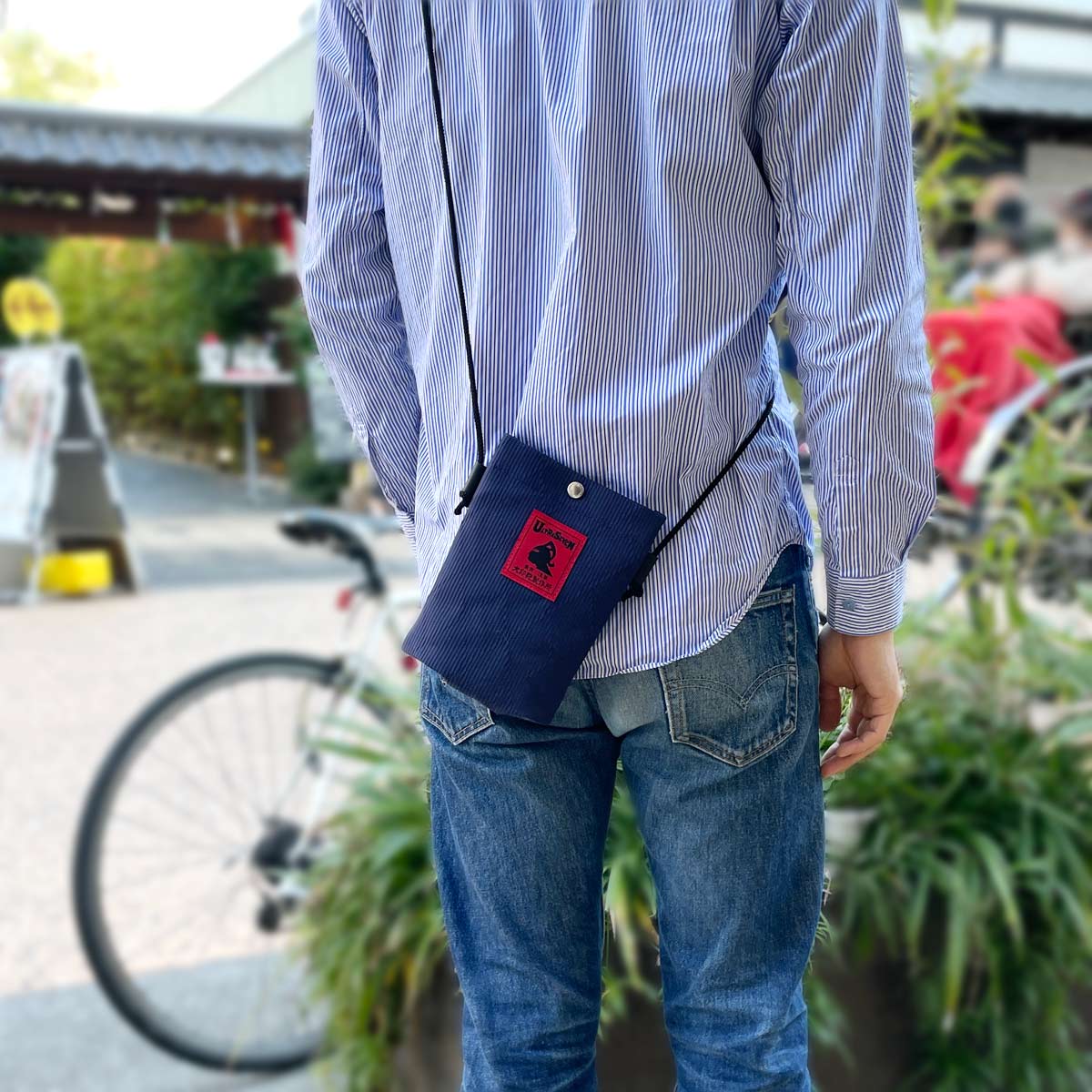 ウルトラセブン/刺子織スマホポシェット | 犬印鞄&ウルトラセブン