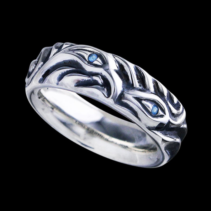 ラヴ バイト リング ウィズ ブルー ジルコン