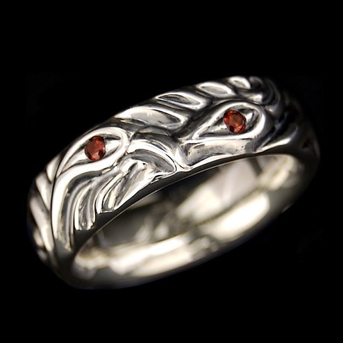 ラヴ バイト リング ウィズ ガーネット
