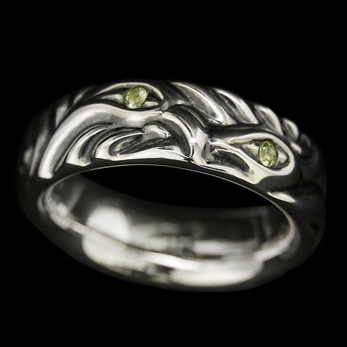ラヴ バイト リング ウィズ ペリドット