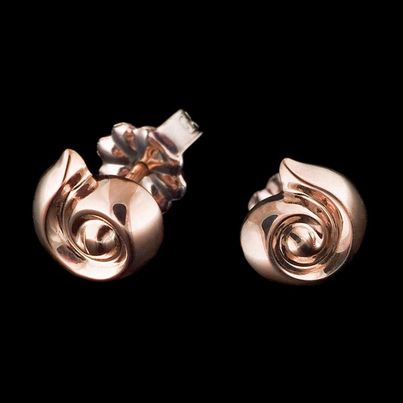 スネイル イヤリング 18金 ピンク ゴールド