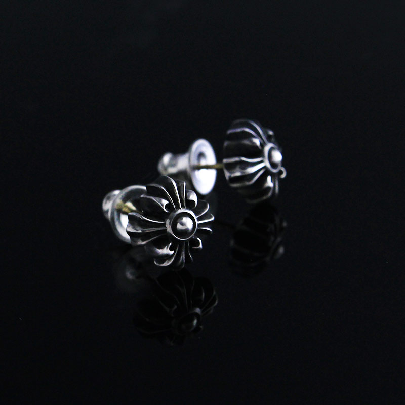 ニュー クロス スタッド イヤリング | メイティングフライト