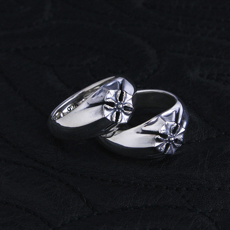 アイアン レイヴン クロス リング