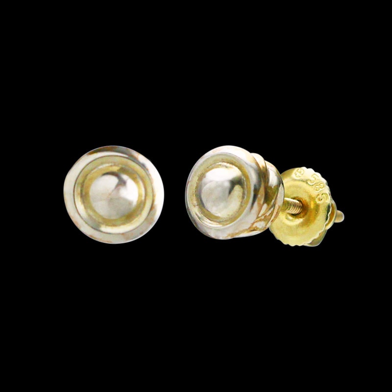 カーヴド スタッド イヤリング 18金 ホワイト ゴールド