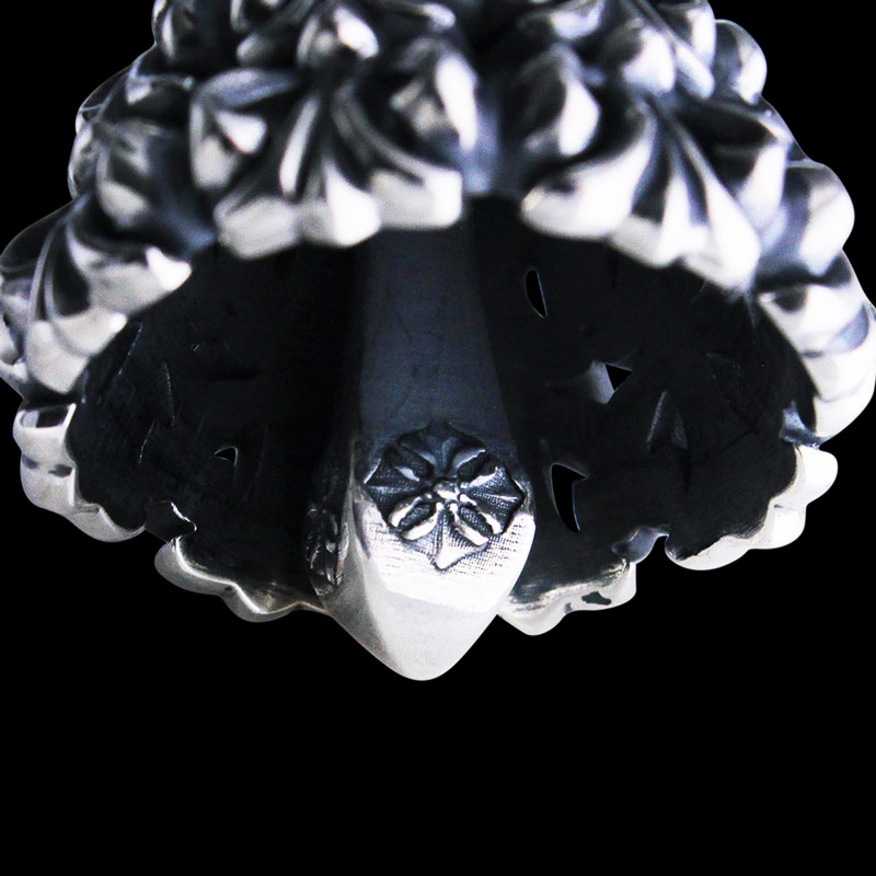 ヨシダ ベル ペンダント