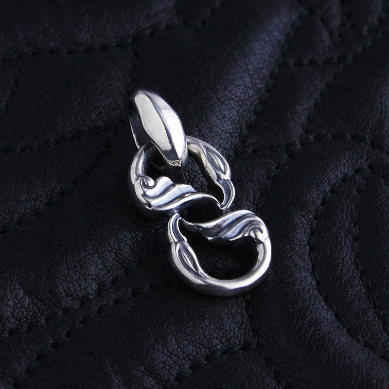 【本国オーダー商品/納期約4～6ヶ月前後】インフィニティ リンク ペンダント リンクド シルク