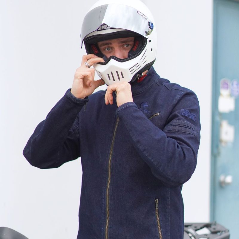 SIMPSONヘルメット公認オンラインストア