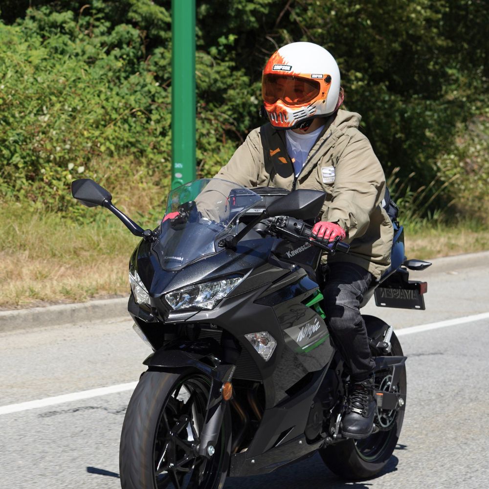 SIMPSON M30 フレアホワイト | SIMPSONヘルメット公認オンラインストア