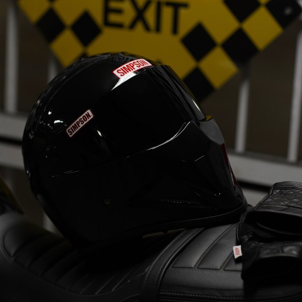 SIMPSON ダイヤモンドバック 59cm ブラック ヘルメット SIMPSONヘルメット公認オンラインストア