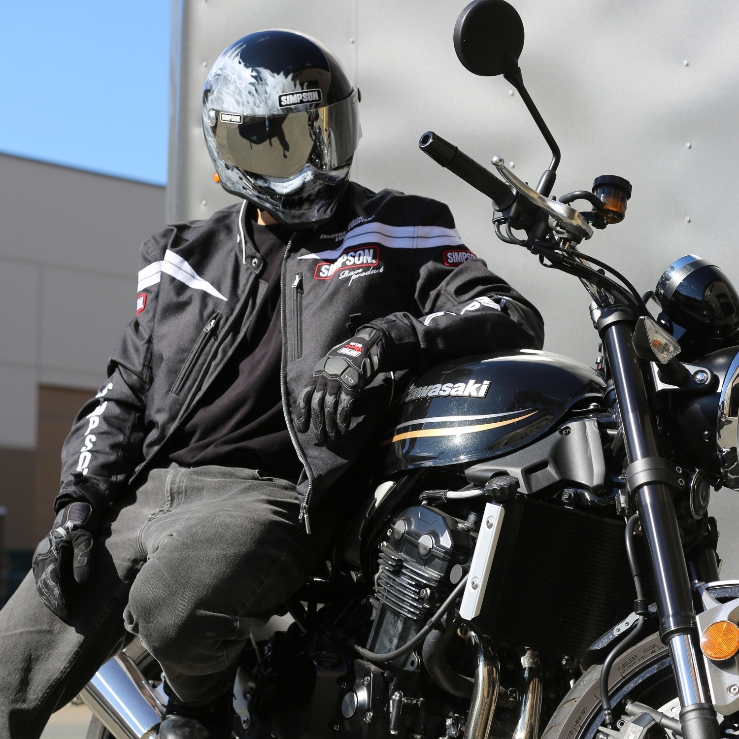 SIMPSON M10 フレアモノクローム