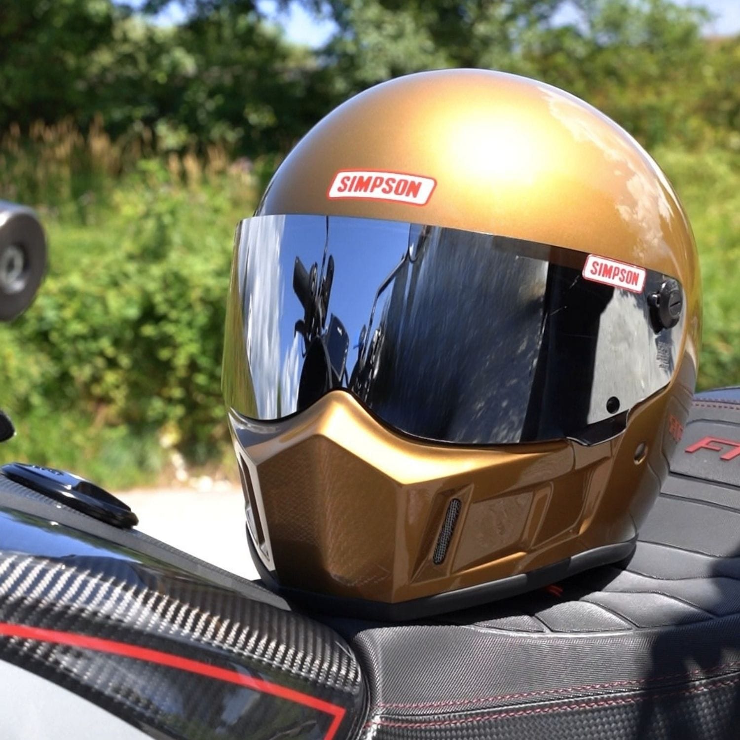 SIMPSON SB15 ラスティゴールド｜SIMPSONヘルメット公認オンラインストア