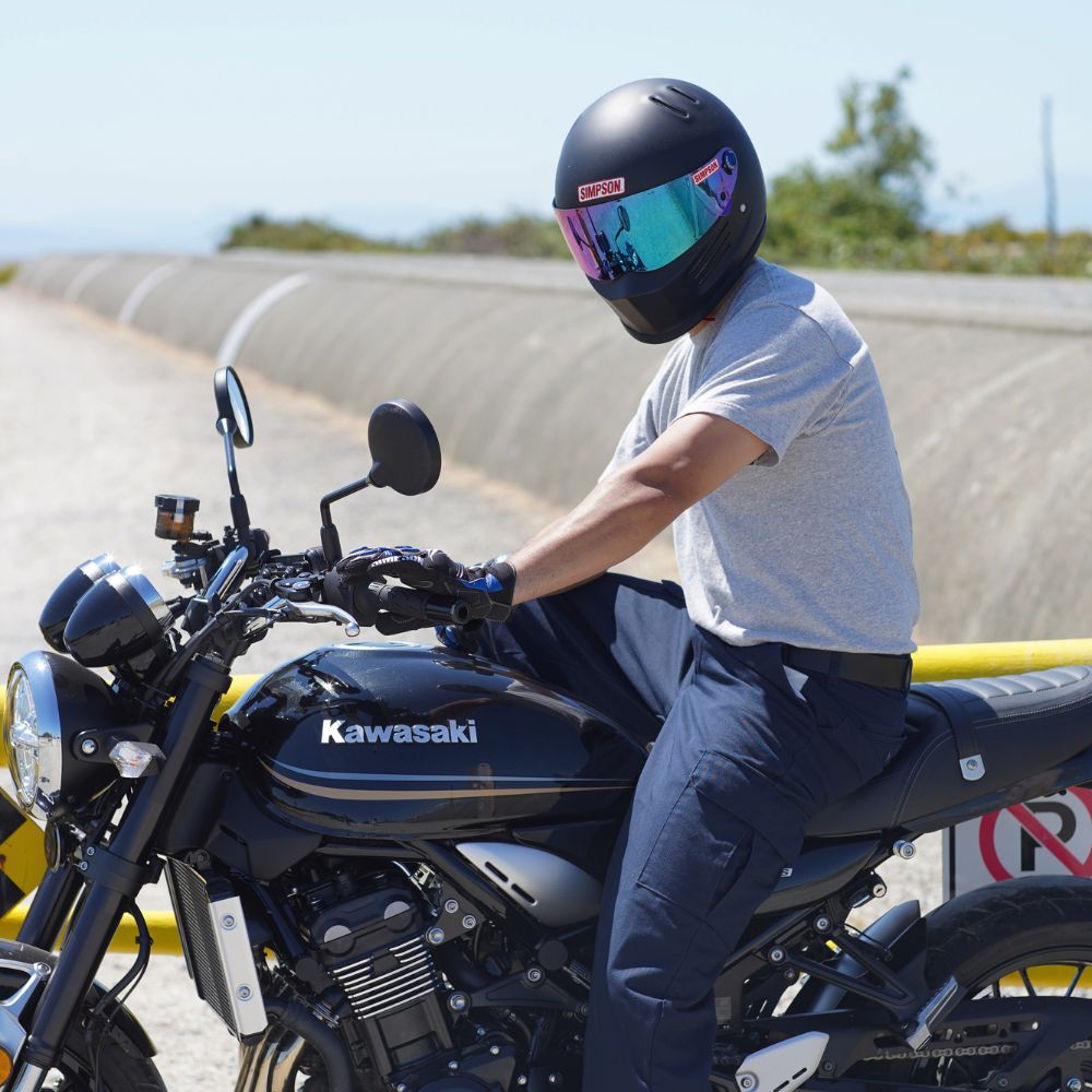 SIMPSON BANDIT Pro ストーンブラック｜SIMPSONヘルメット公認