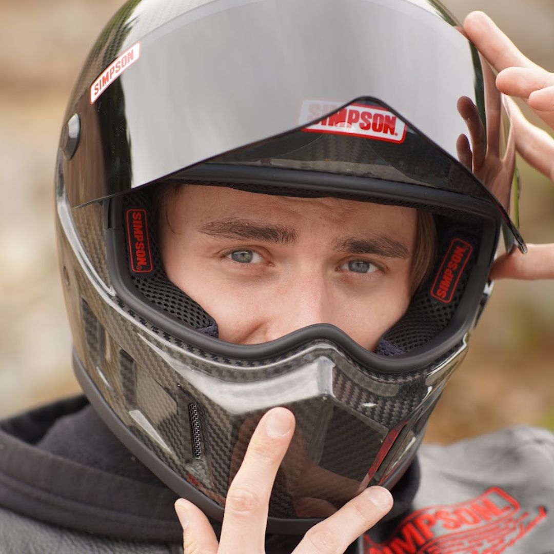 SIMPSONヘルメット公認オンラインストア